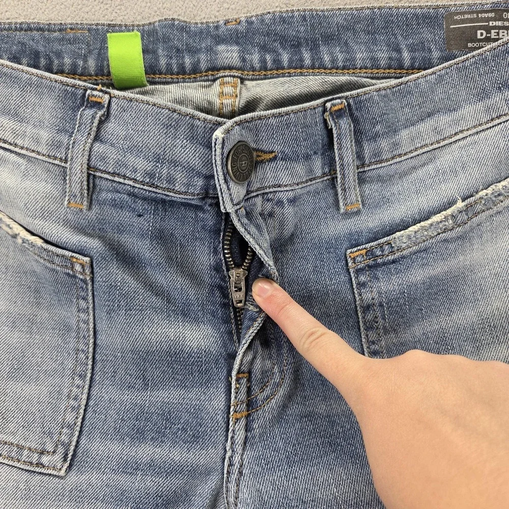 Diesel Jeans Womens 31x30 Blue D-Ebbey Light Wash Bootcut Flare Low Rise‎ 09A04